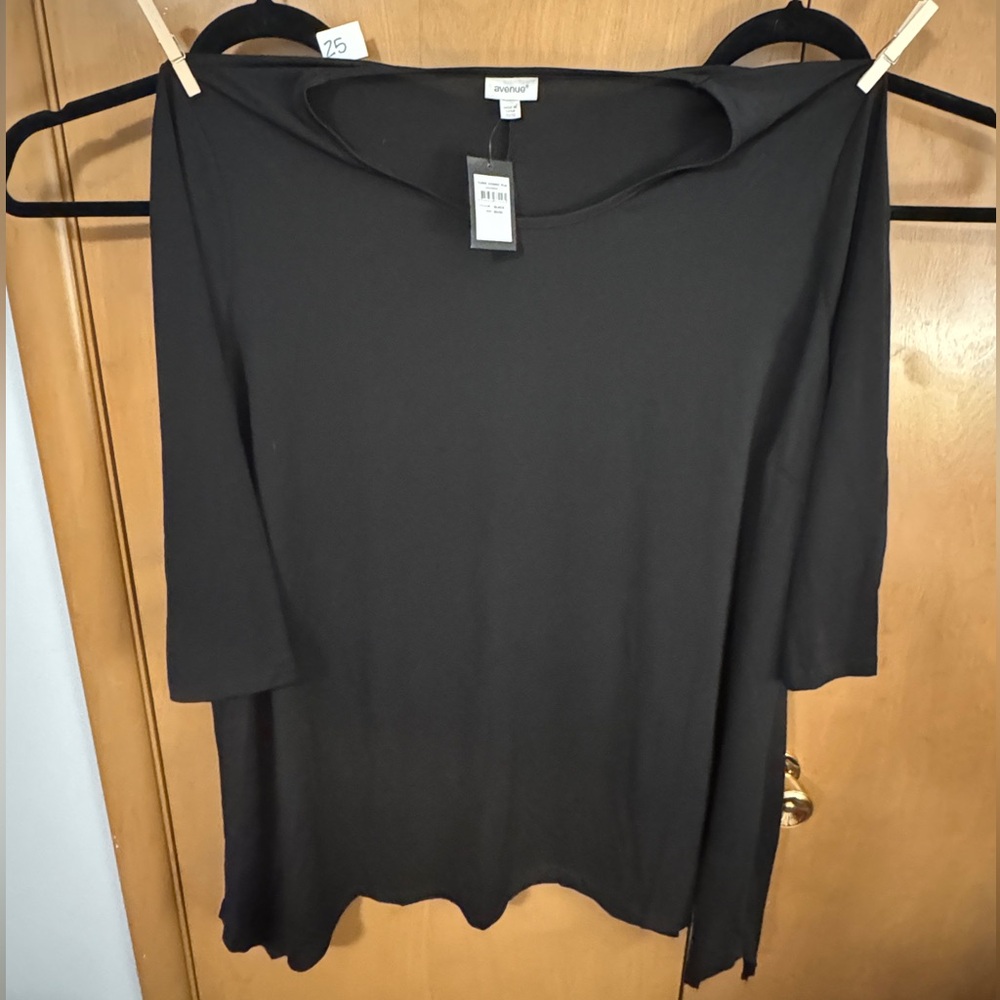 Avenue Classic Black Tunic